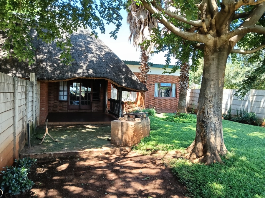 8 Bedroom Property for Sale in Brits Rural North West